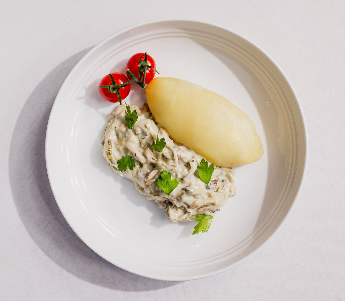 BEEF STROGANOFF WITH CREAMY POTATO MASH