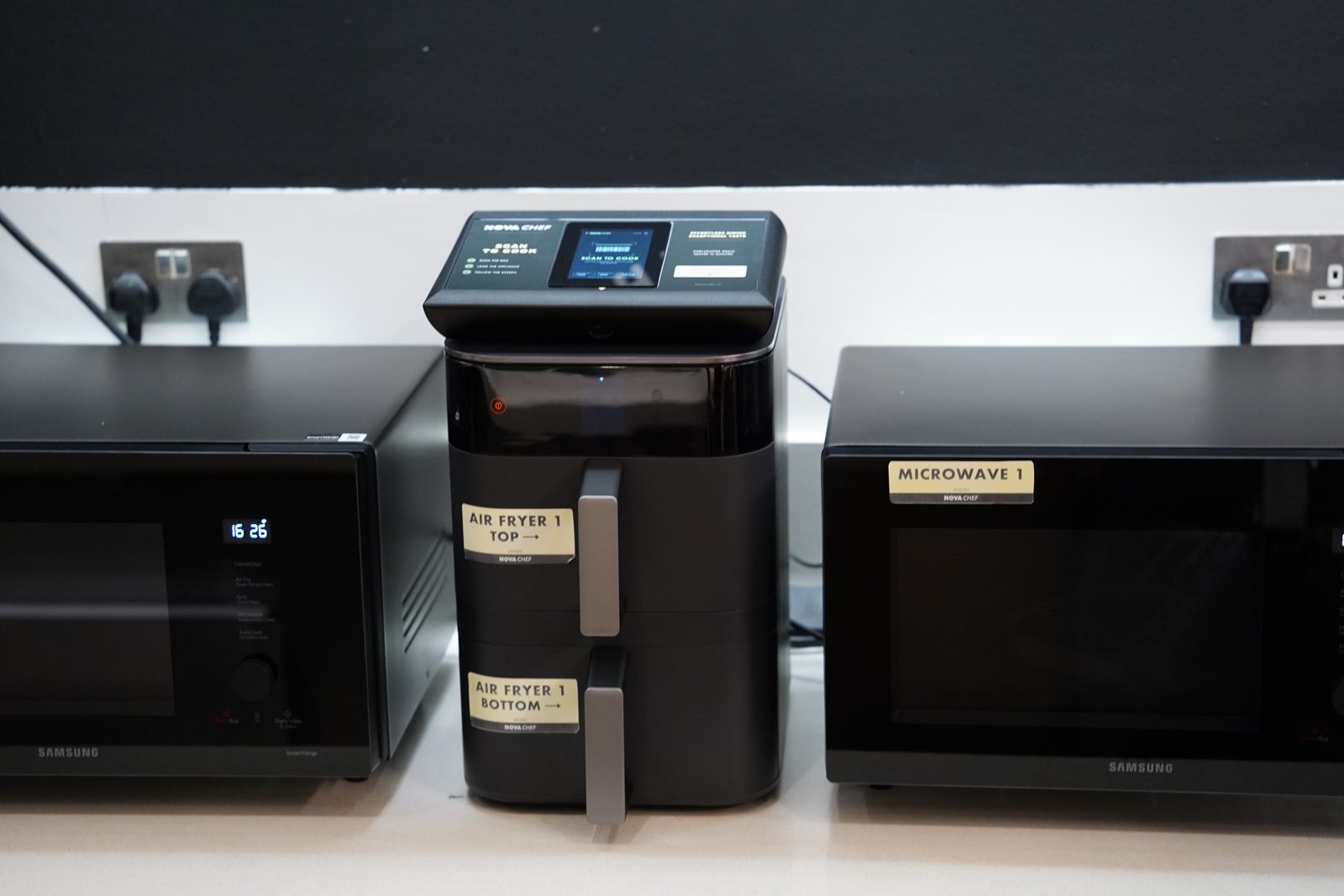 The Nova Chef Generation 2 kit installed on a kitchen worktop: microwave, station on air fryer, microwave